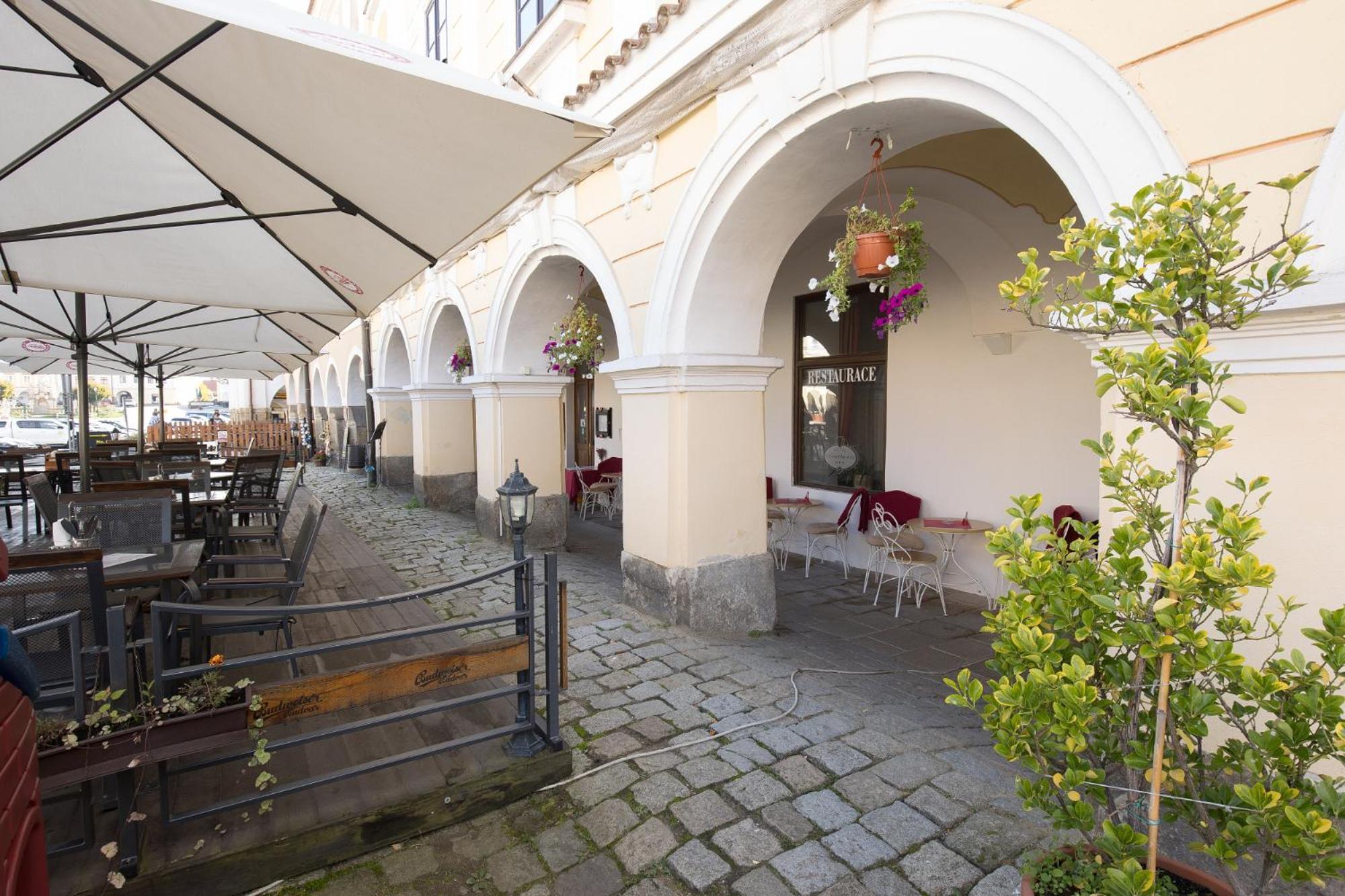 Hotel U Cerneho Orla Telcz Zewnętrze zdjęcie