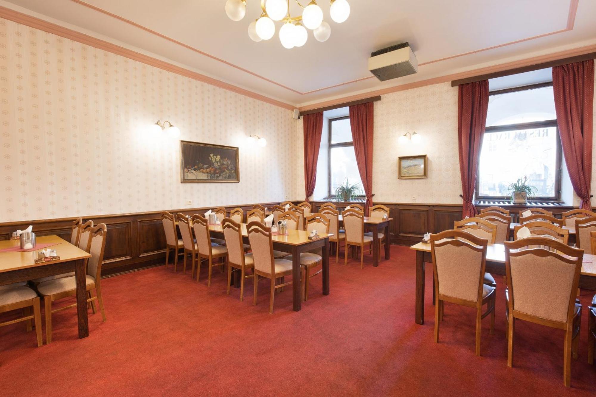 Hotel U Cerneho Orla Telcz Zewnętrze zdjęcie