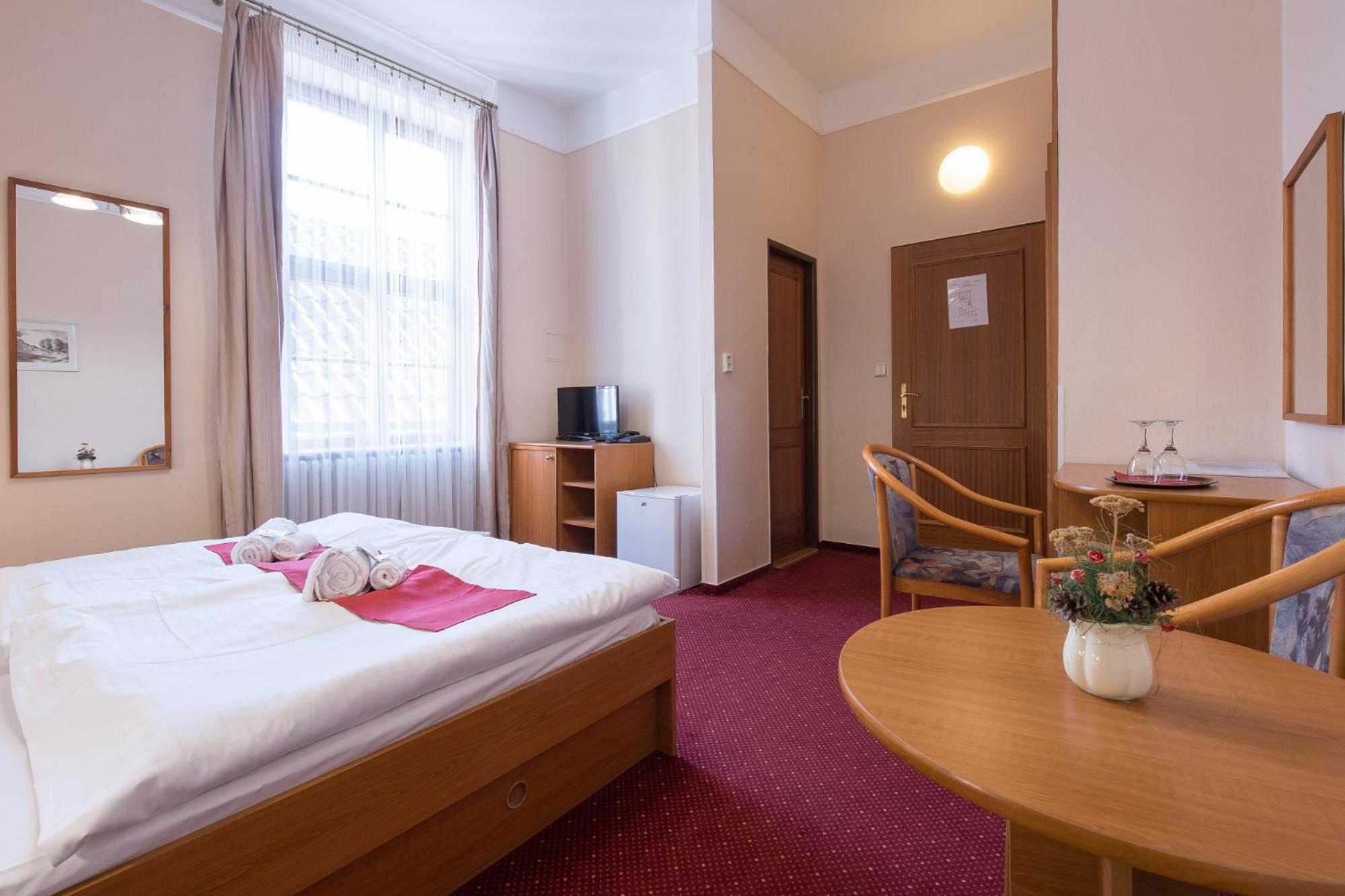 Hotel U Cerneho Orla Telcz Zewnętrze zdjęcie