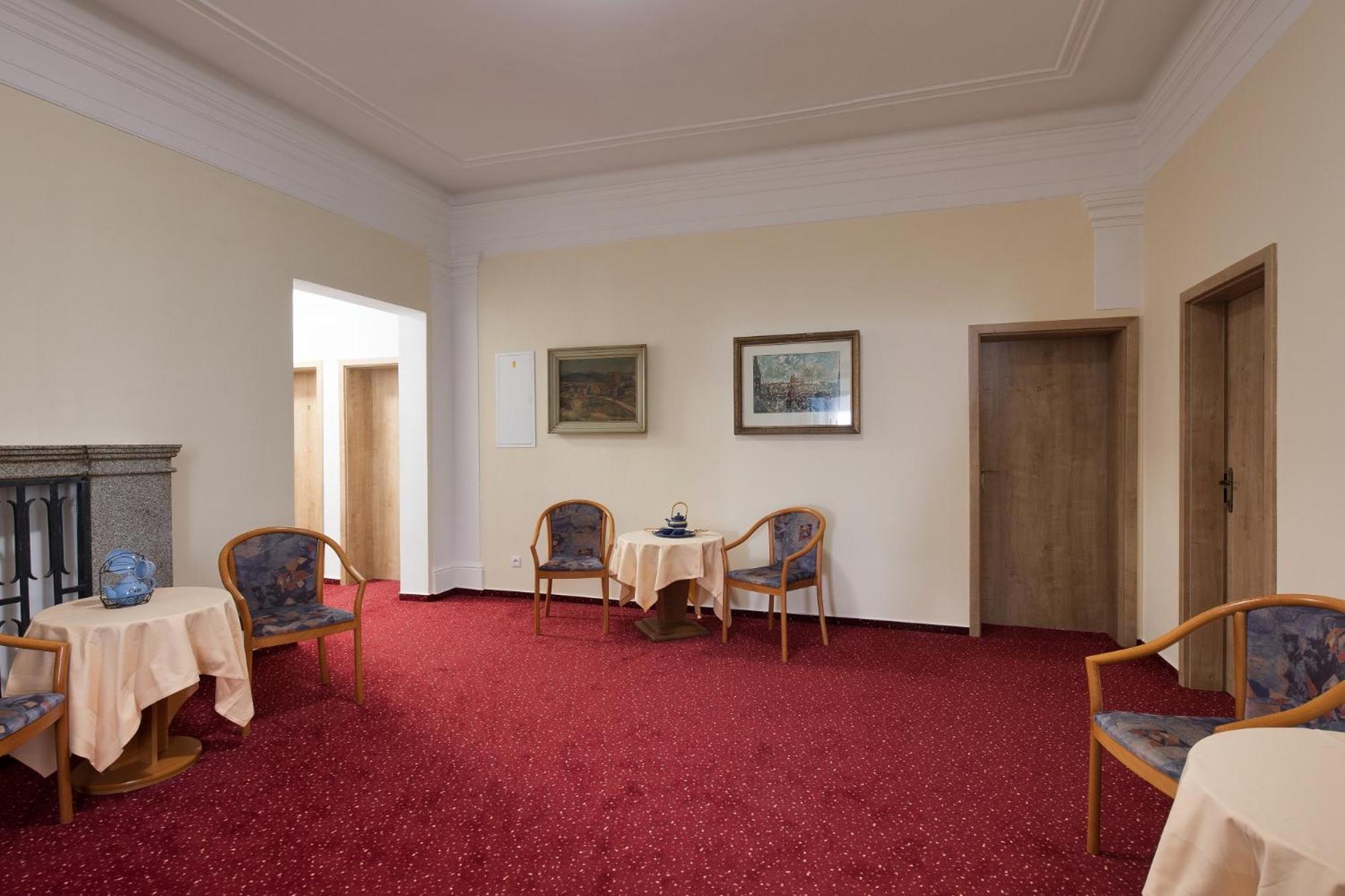 Hotel U Cerneho Orla Telcz Zewnętrze zdjęcie
